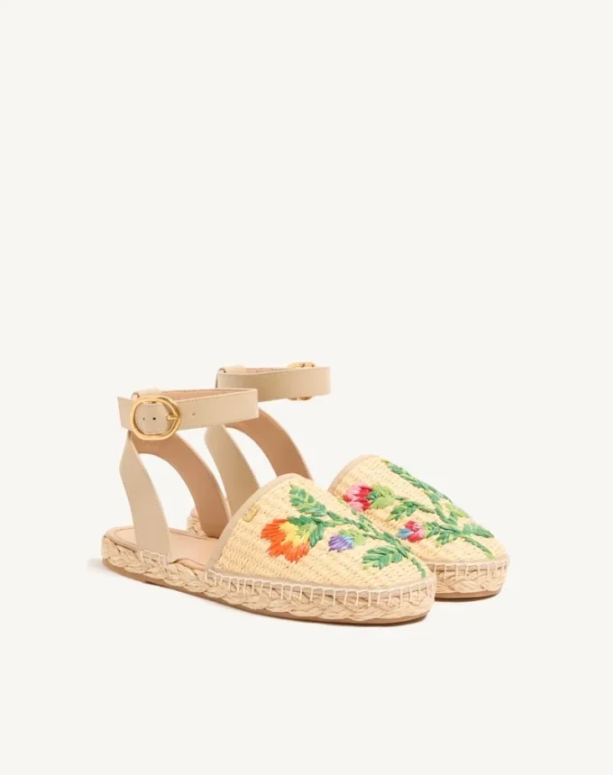 Bribri Raffia Sandal with Floral Embroidery