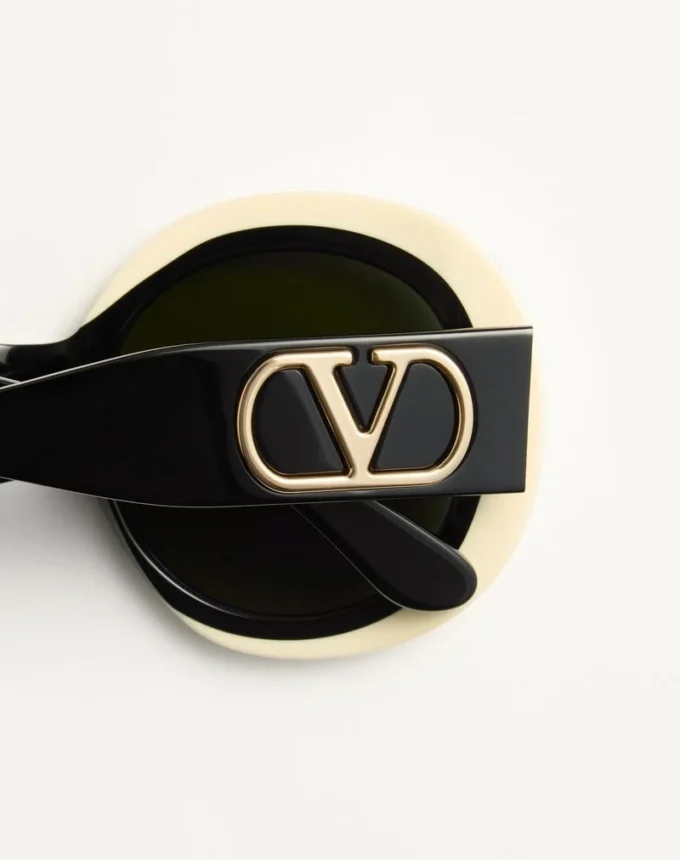 Dramatic Round 1960s Acetate Eyewear