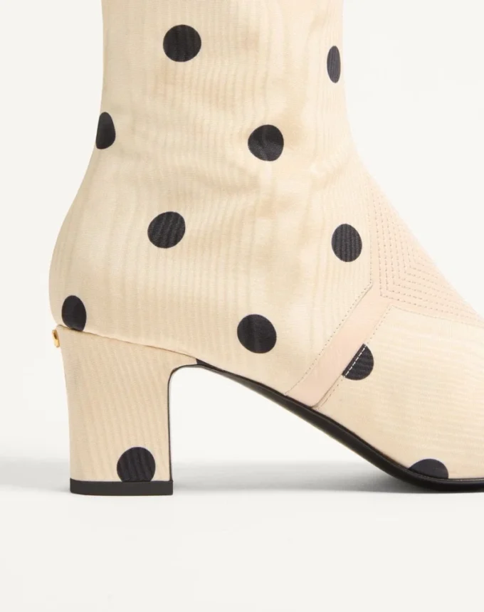 Equivoque Boot In Moiré Plus De Pois Fabric 60Mm Equivoque Boot In Moiré Plus De Pois Fabric 60Mm