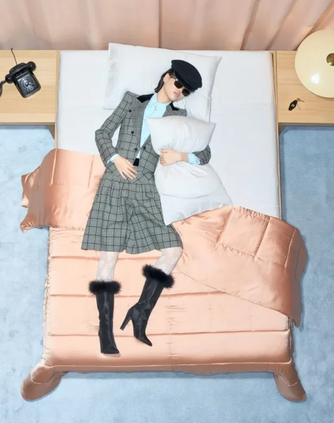 Hotty Shantung Fabric Boot With Feathers 100MM Hotty Shantung Fabric Boot With Feathers 100MM