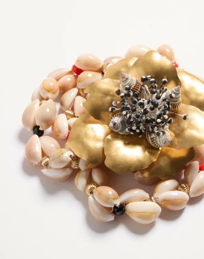 Jardin Aquatique Necklace In Metal, Fabric, Shells, Coral And Onyx