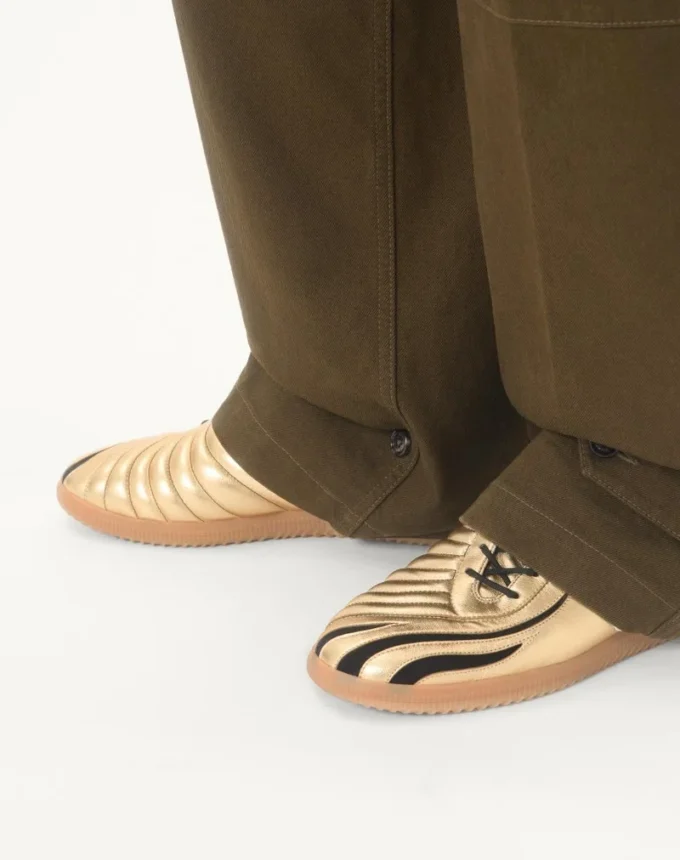 Kicky Sneaker in Laminated Nappa