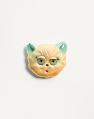 Le Chat De La Maison Plastic Brooch