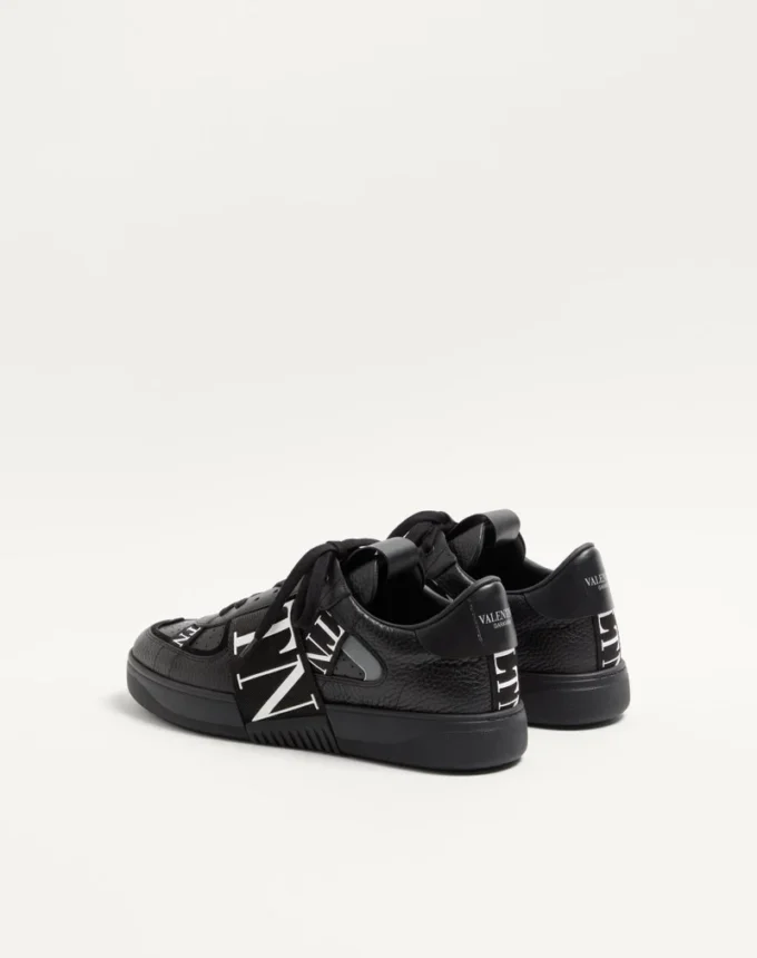 Low-Top Calfskin Vl7N Sneaker With Bands