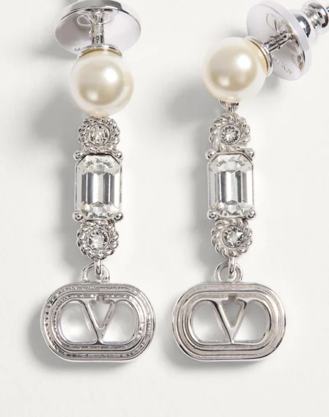 Ovalette Metal, Pearl And Swarovski® Crystal Earrings Ovalette Metal, Pearl And Swarovski® Crystal Earrings