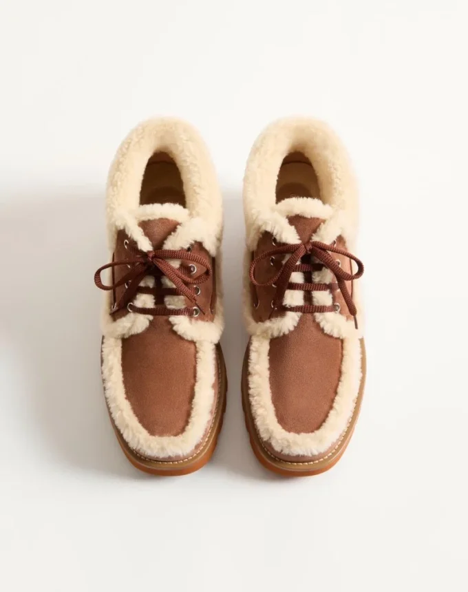 Palm Avenue Ankle Boot In Crust Leather And Wool