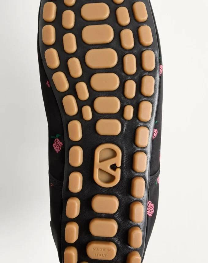 Rhytmika Slipper In Jacquard Rose Fabric