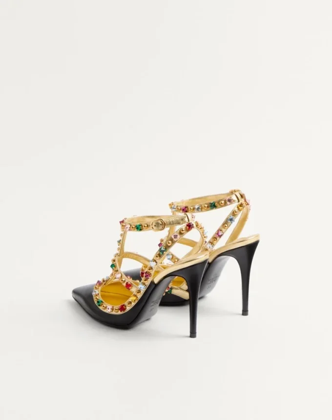 Rockstud Calfskin Pumps With Cabochon And 100Mm Crystals