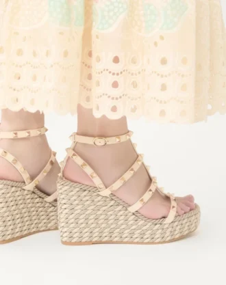 Rockstud Calfskin Wedge Sandal With Straps 95 Mm