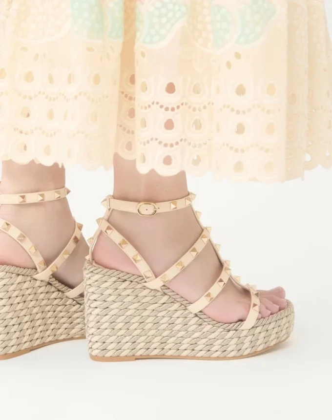 Rockstud Calfskin Wedge Sandal With Straps 95 Mm