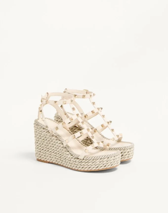 Rockstud Calfskin Wedge Sandal With Straps 95 Mm