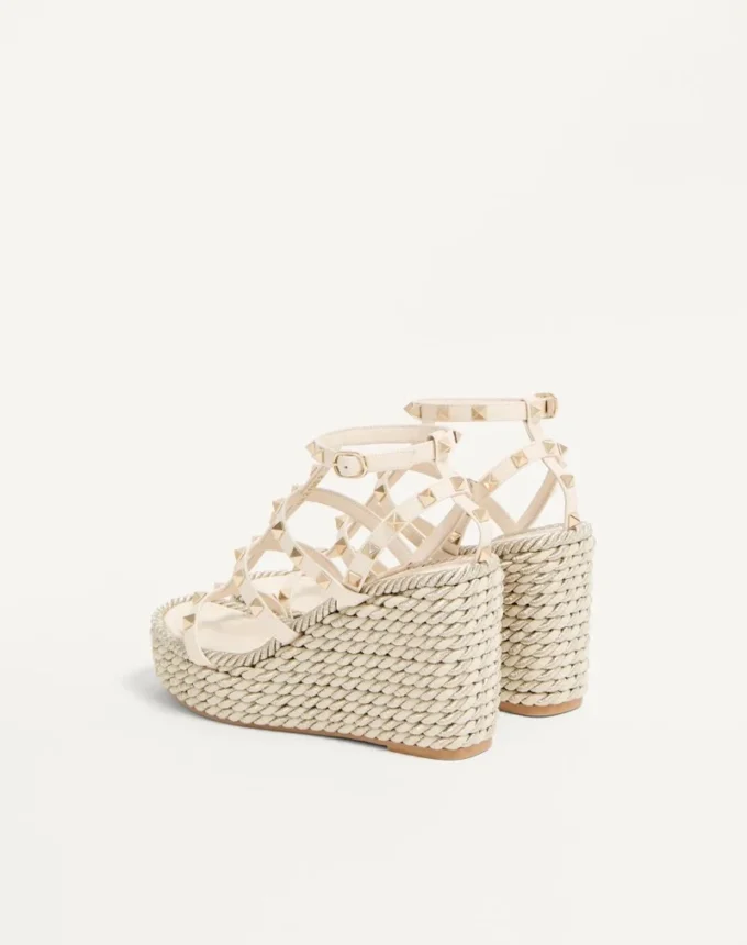 Rockstud Calfskin Wedge Sandal With Straps 95 Mm
