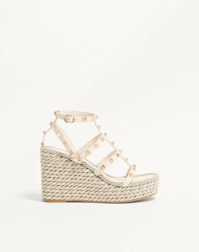 Rockstud Calfskin Wedge Sandal With Straps 95 Mm
