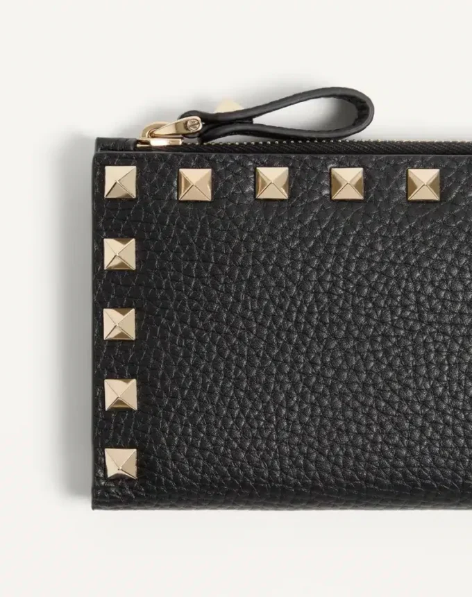 Rockstud Grainy Calfskin Cardholder With Zipper