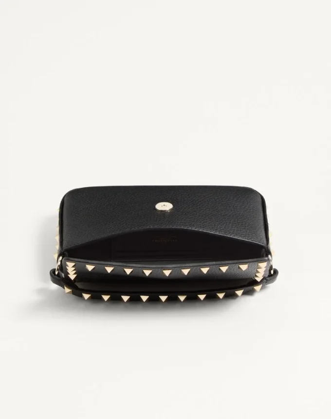 Rockstud Grainy Calfskin Pouch Rockstud Grainy Calfskin Pouch