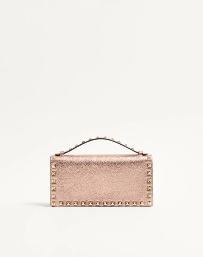 Rockstud Laminated Grainy Calfskin Wallet With Chain Rockstud Laminated Grainy Calfskin Wallet With Chain