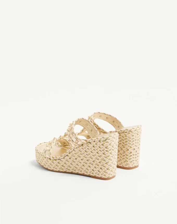 Rockstud Laminated Nappa Wedge Sandal 90 Mm