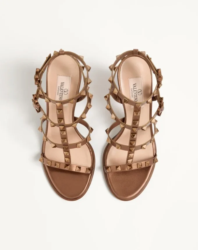 Rockstud Metallic Calfskin Leather Ankle Strap Sandal 90 Mm