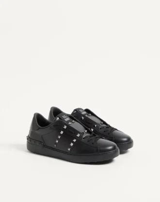 Rockstud Untitled Sneaker In Calfskin Leather