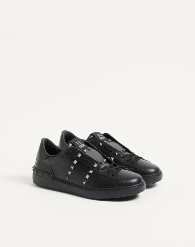 Rockstud Untitled Sneaker In Calfskin Leather