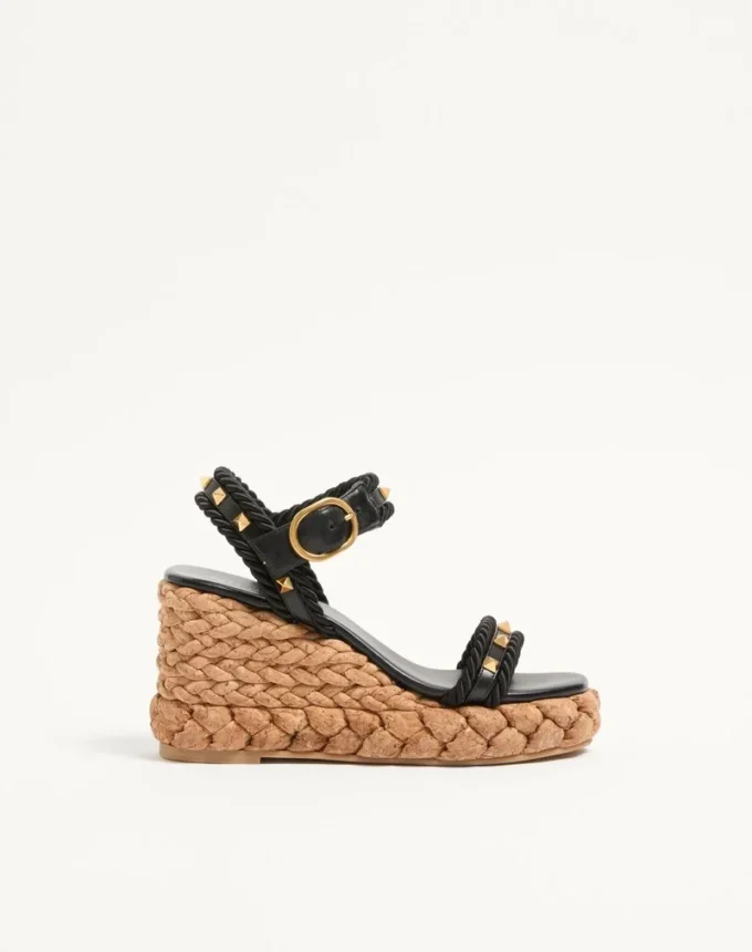 ROCKSTUD WEDGE IN CALFSKIN 100MM
