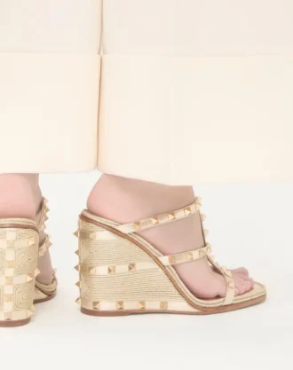 Rockstud Wedge Sandal In Laminated Nappa With Cornely Embroidery 100Mm