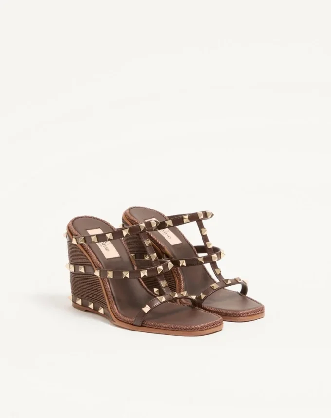 Rockstud Wedge Slide in Calfskin with Cornely Embroidery 100mm Rockstud Wedge Slide in Calfskin with Cornely Embroidery 100mm