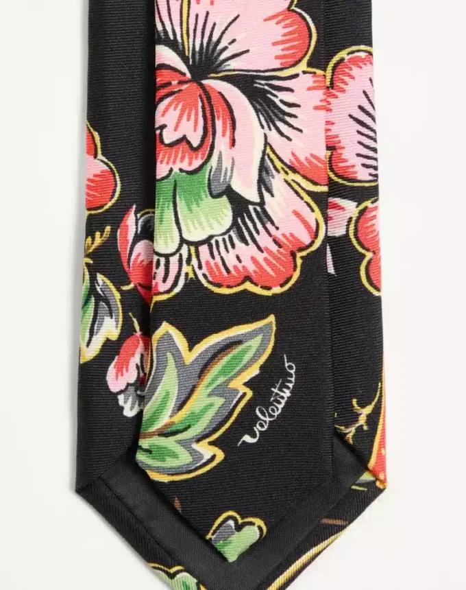 Silk Tie With Papier Floral Pattern