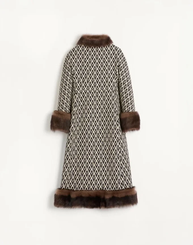 Toute La V Jacquard Coat