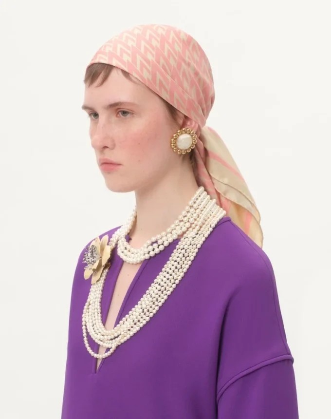 Toute La V Silk Scarf