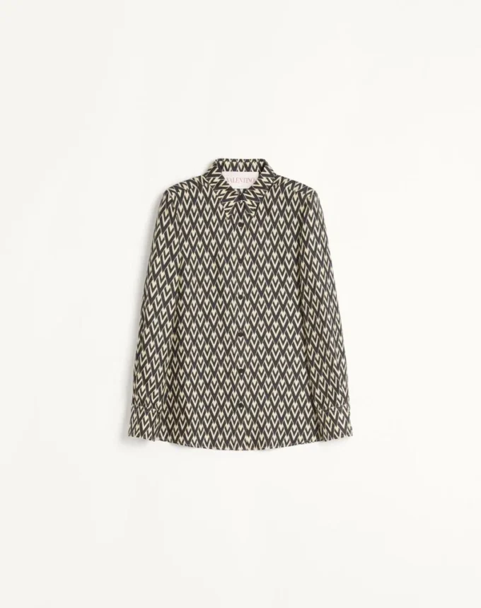 Toute La V Twill Shirt