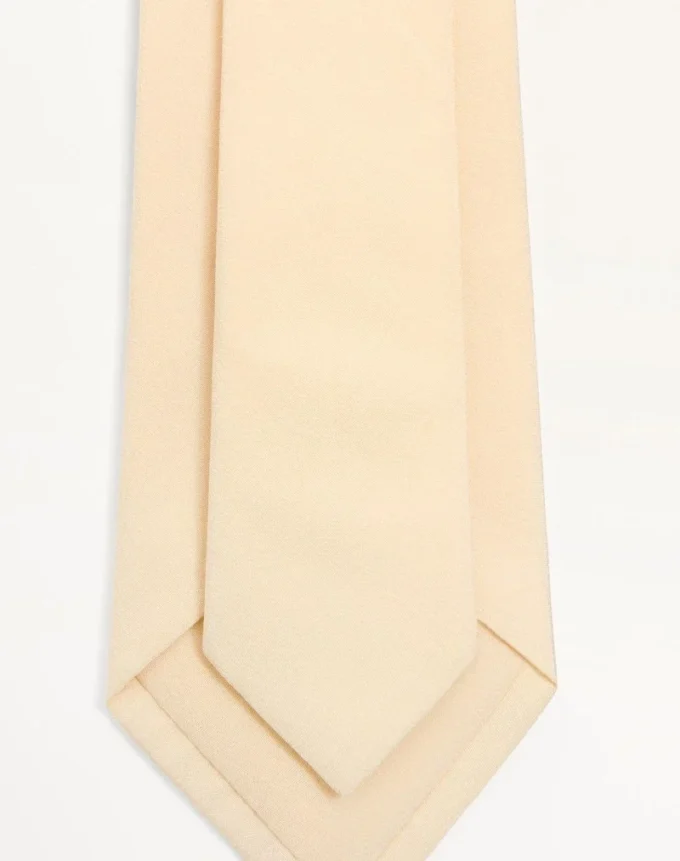 Valentie Silk Tie with VLogo Signature Detail