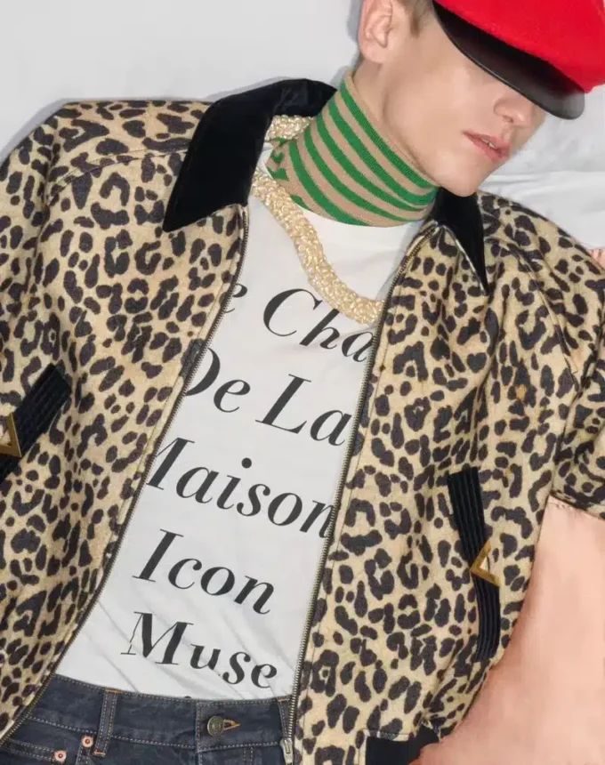 Valentino Cotton T-Shirt with Le Chat De La Maison Icon Muse Anti Hero Print