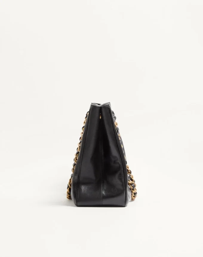 Valentino Garavani Laseine Shopping Bag In Nappa Leather With A Chevron Pattern