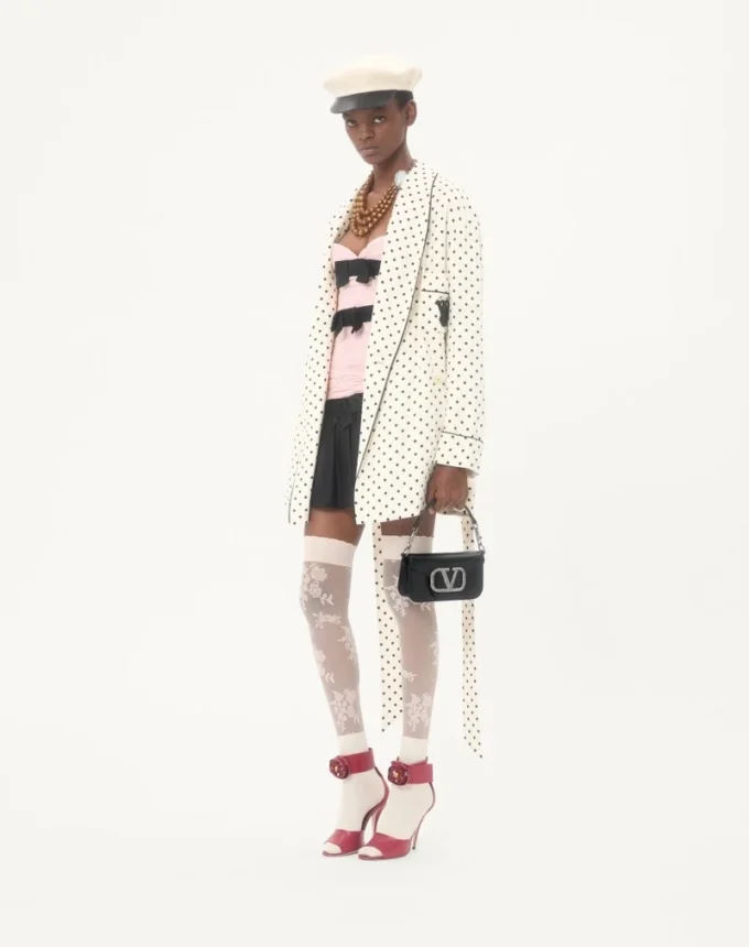 Valentino Garavani Locò Small Shoulder Bag With Jewel Logo Valentino Garavani Locò Small Shoulder Bag With Jewel Logo