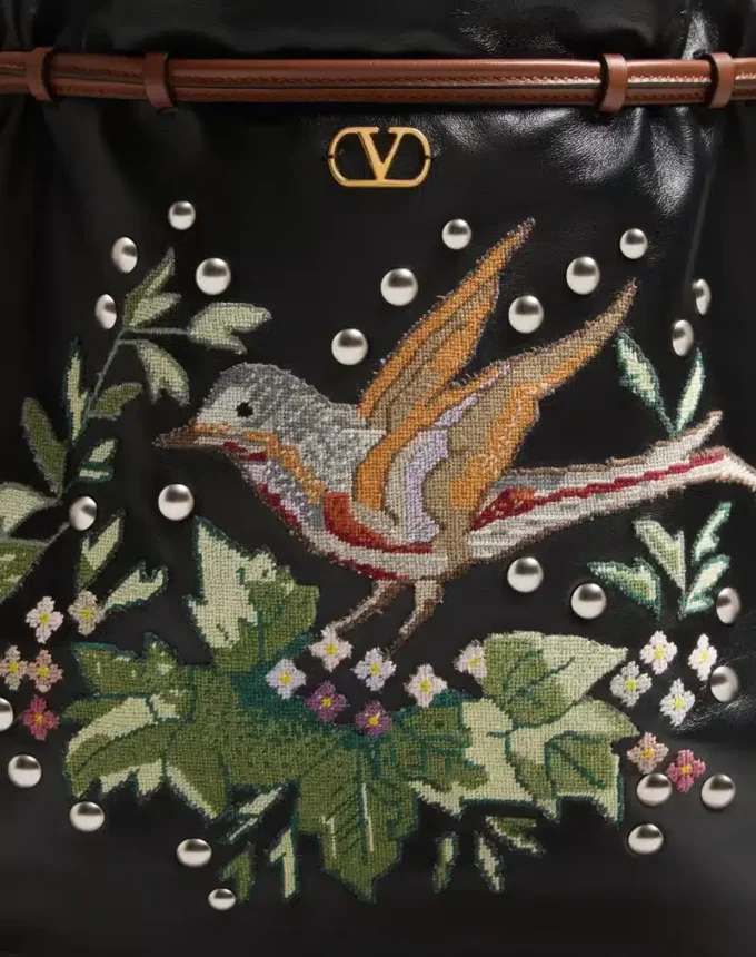 Valentino Garavani Nellcôte Alice Embroidered Bag With Fringes