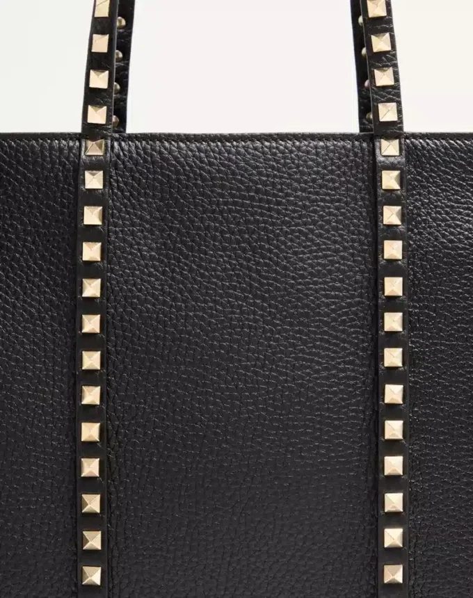 Valentino Garavani Rockstud Shopping Bag In Grainy Calfskin