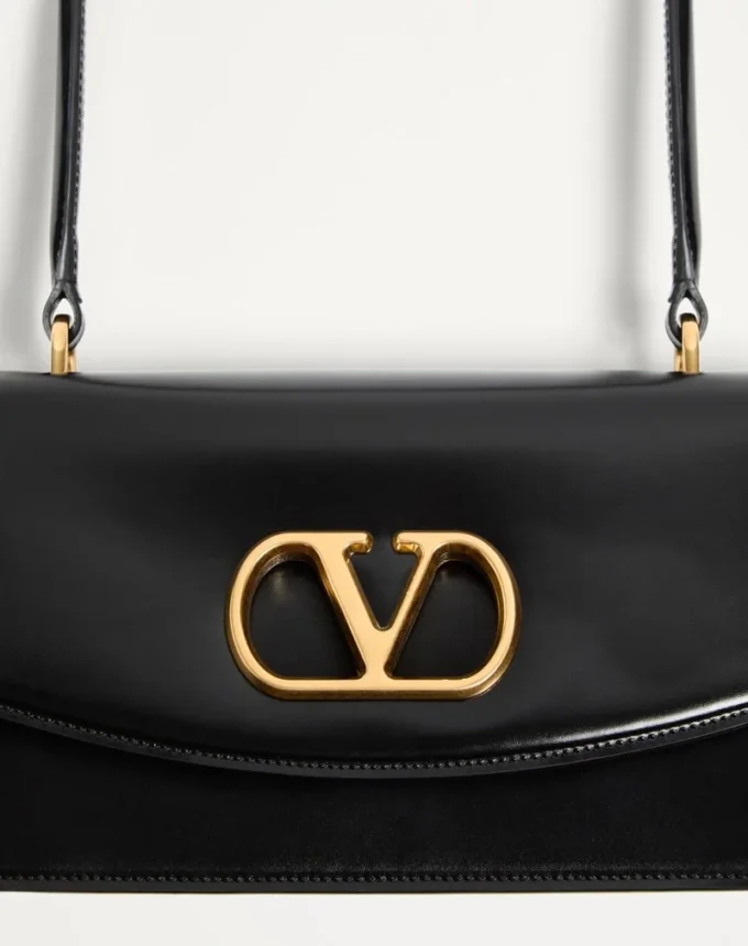 Valentino Garavani Vain Bag With Handle In Shiny Calfskin
