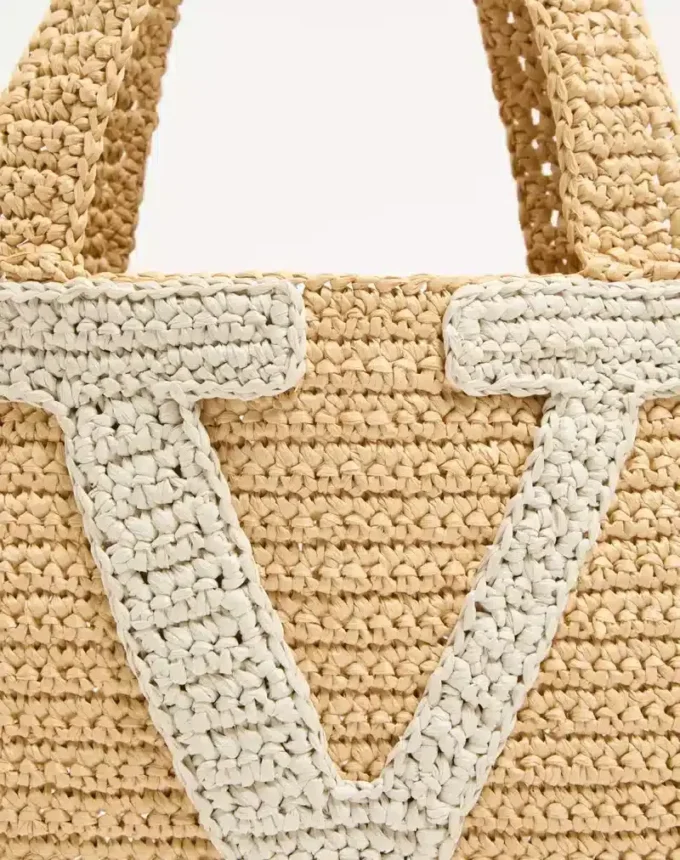 Valentino Garavani Viva Superstar Medium Shopping Bag In Raffia