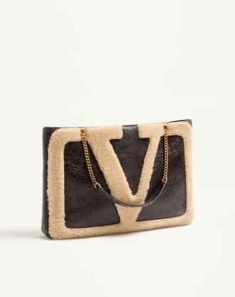 Valentino Garavani Viva Superstar Medium Shopping Bag In Shearling.