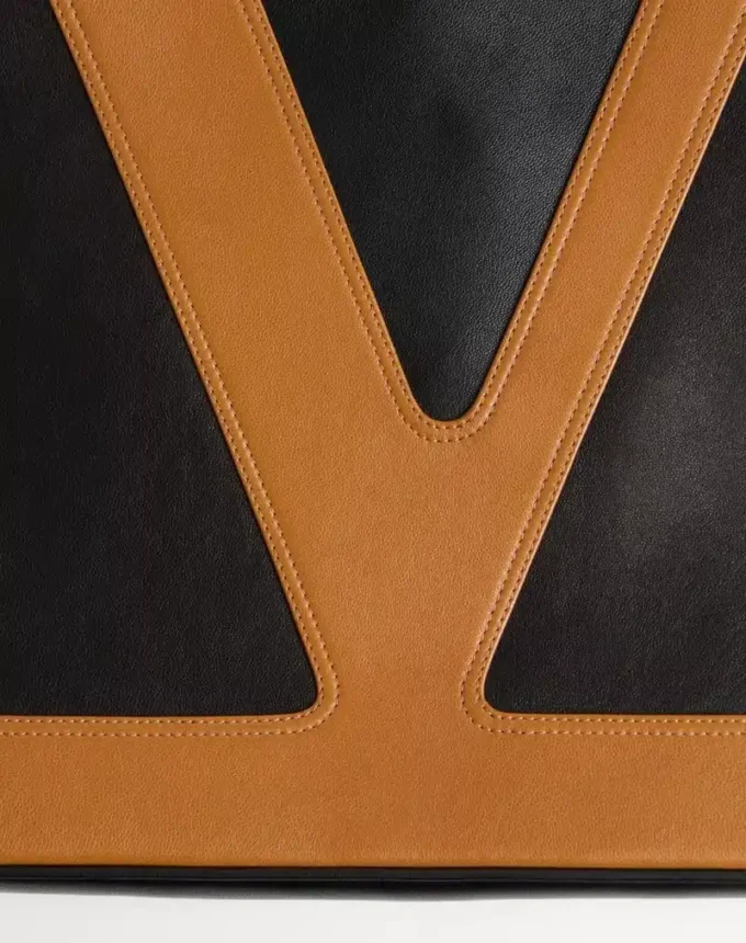 Valentino Garavani Viva Superstar Nappa Leather Shopper