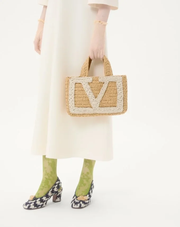 Valentino Garavani Viva Superstar Small Shopping Bag In Raffia