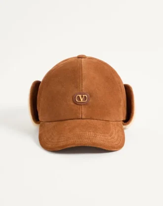 Valentino Garavani Vlogo Signature Baseball Cap in Suede and Sheepskin