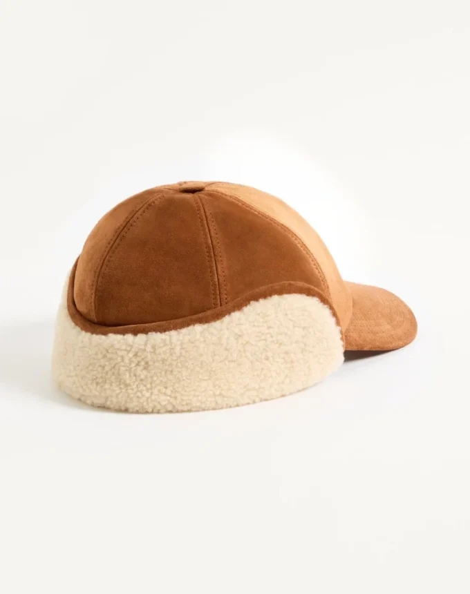 Valentino Garavani Vlogo Signature Baseball Cap in Suede and Sheepskin