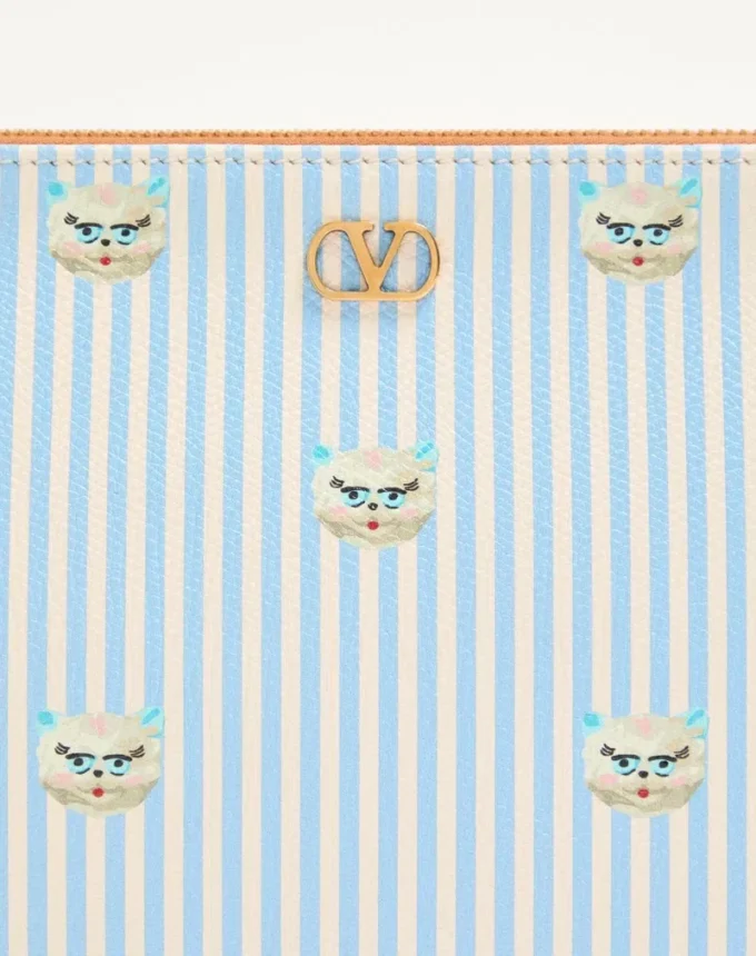 Valentino Garavani VLogo Signature pouch in grainy calfskin with Le Chat de la Maison print Valentino Garavani VLogo Signature pouch in grainy calfskin with Le Chat de la Maison print