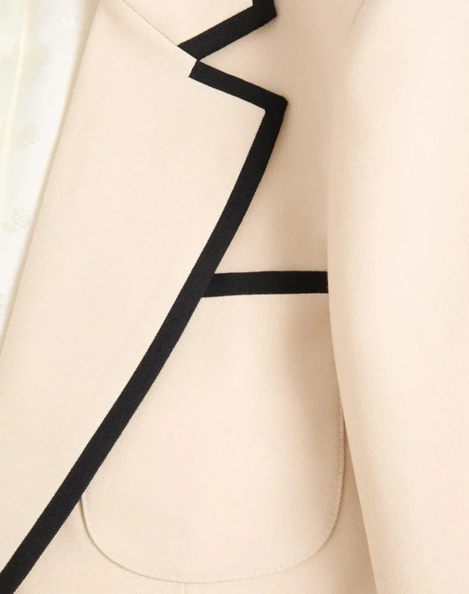 Valentino Single-Breasted Wool Gabardine Jacket Valentino Single-Breasted Wool Gabardine Jacket