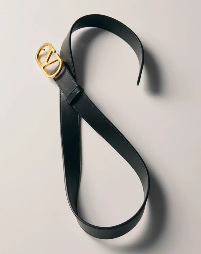 Vlogo Signature Belt In Shiny Calfskin 30 Mm