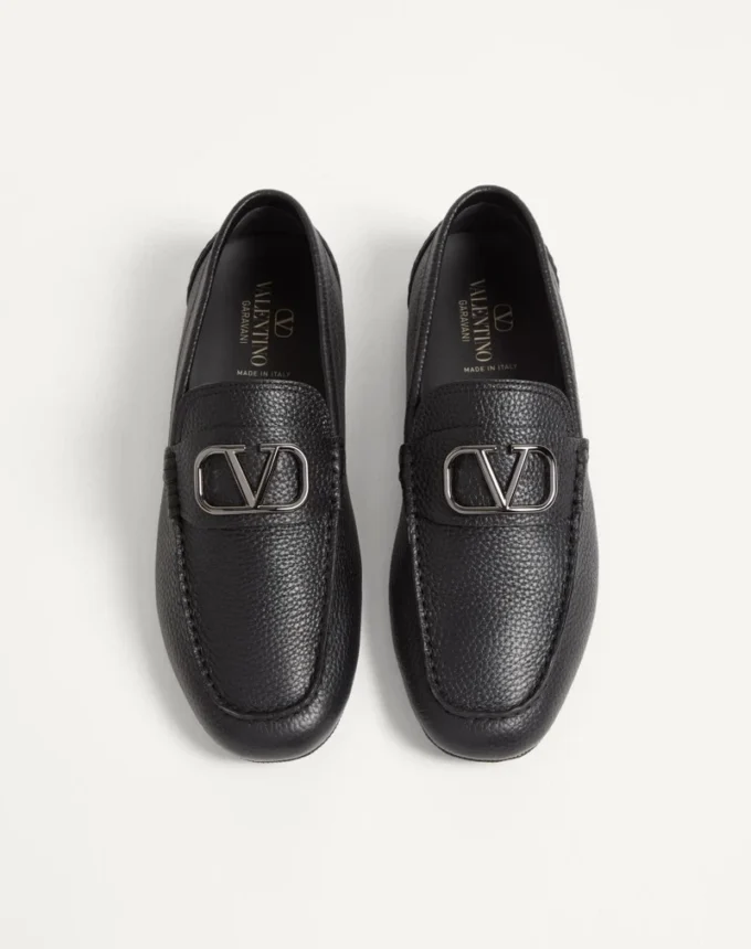 Vlogo Signature Grainy Calfskin Driving Shoe