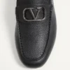 Vlogo Signature Grainy Calfskin Driving Shoe