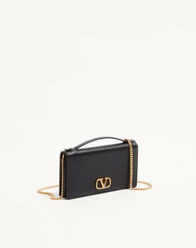 VLogo Signature Grainy Calfskin Wallet With Chain